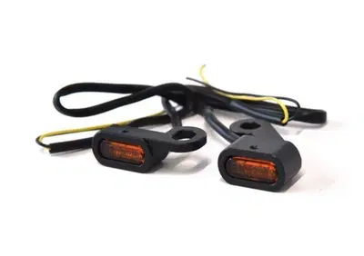 Frecce nere con lenti ambrate omologate a LED per  - Annuncio 8560516