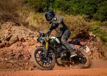 Triumph Scrambler 400 X TEST: come si guida su strada e in fuoristrada. Pro e contro! [VIDEO & GALLERY]