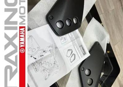 Scocche laterali Xsr 700 Yamaha - Annuncio 9365474