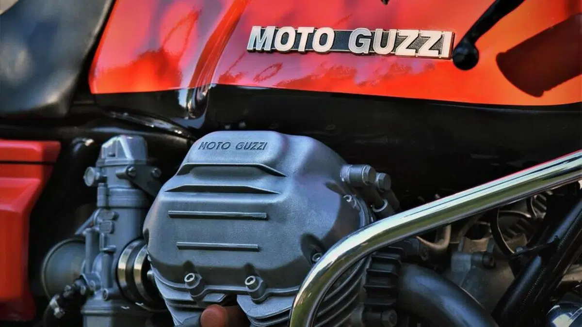 Moto Guzzi   (7)