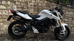 Bmw F 800 R (2015 - 16)  (2)