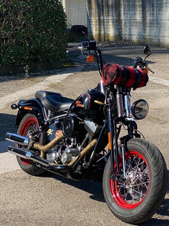 Harley-Davidson 1584 Cross Bones (2008 - 11) - FLSTSB 