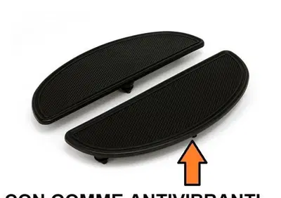 Tappetini neri con antivibranti per pedane ovali p  - Annuncio 9369180