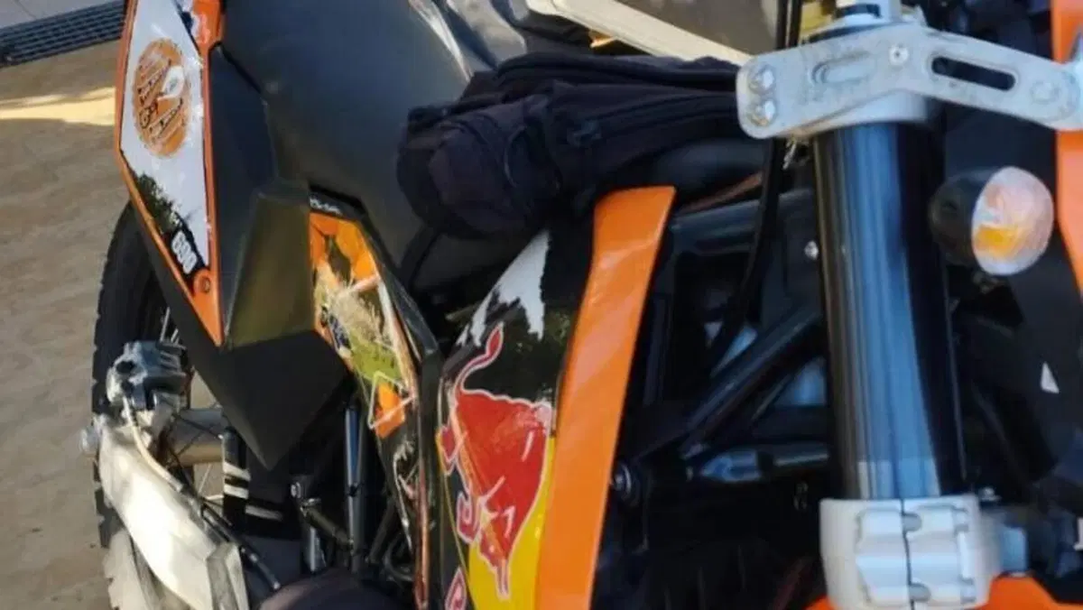 KTM 690 Enduro (2009 - 11)  (2)