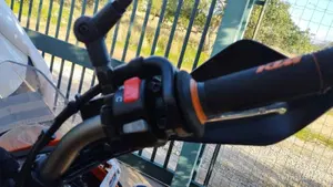 KTM 690 Enduro (2009 - 11)  (6)