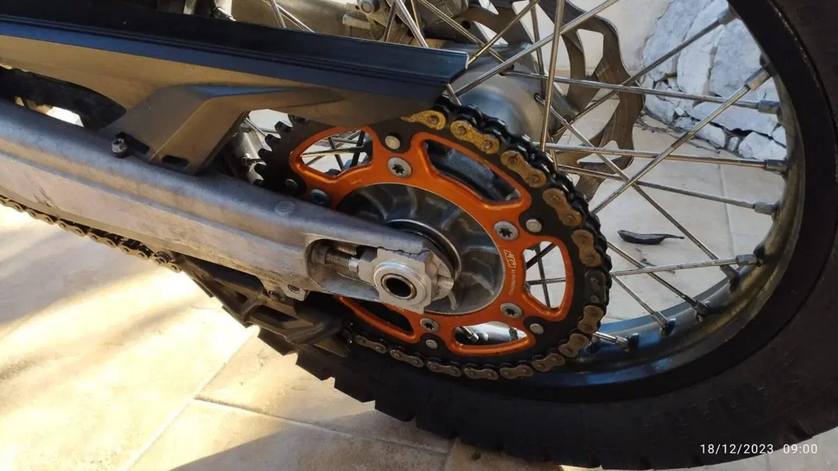 KTM 690 Enduro (2009 - 11)  (7)
