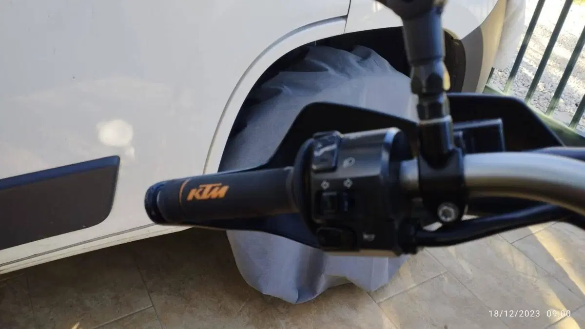 KTM 690 Enduro (2009 - 11)  (8)