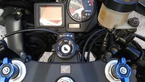 Honda CBR 900 RR Fireblade (2000 - 01) 