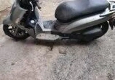 PEZZI DI RICAMBIO KYMCO PEOPLE S 300 I ANTRACITE - Annuncio 9378623