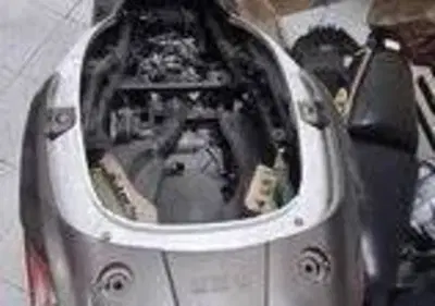 PEZZI DI RICAMBIO KYMCO DOWNTOWN 300 - Annuncio 9379209