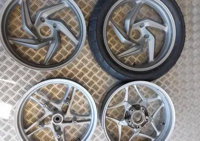 BMW CERCHI VARI ORIGINALI - Annuncio 9380064