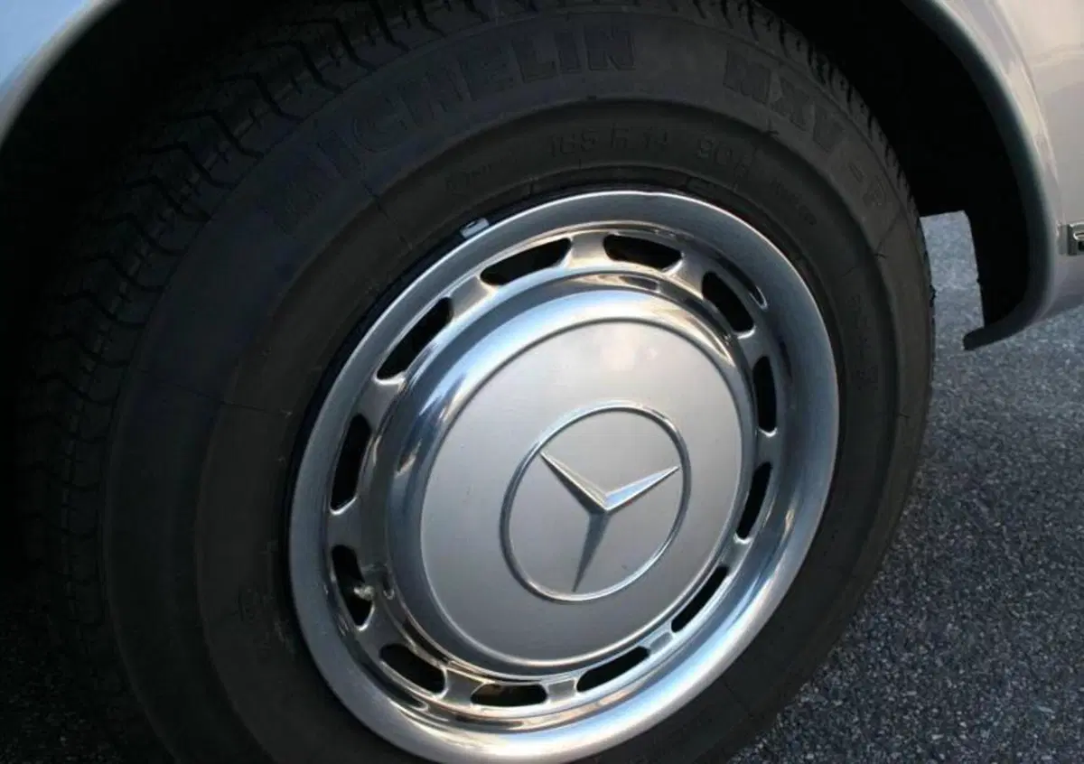 Mercedes-Benz 280 SL pagoda  (15)