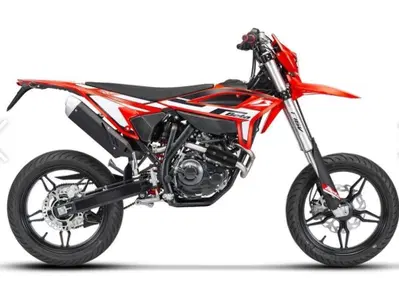 Betamotor RR 125 4T Motard T (2023 - 24) - Annuncio 9383986