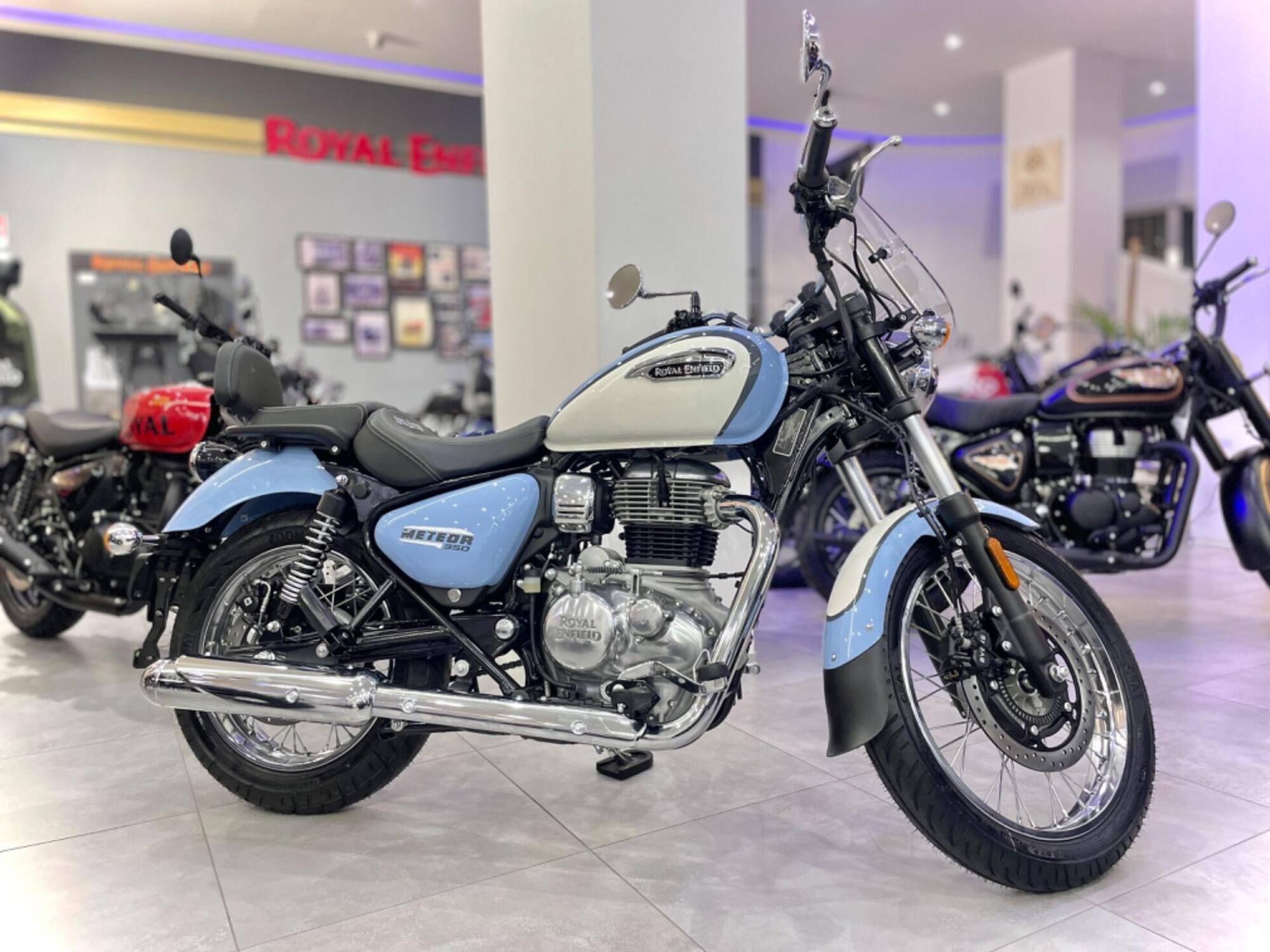 Royal Enfield Meteor 350 Aurora (2024 - 26) Nuova