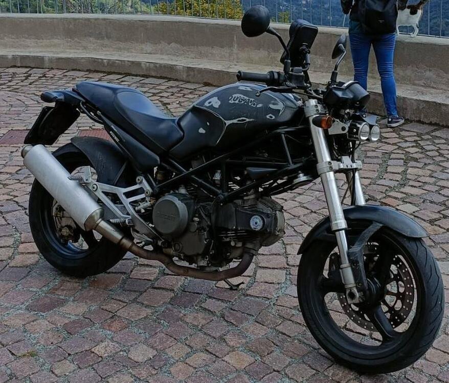 Ducati Monster 600 Dark (1998 - 01) 