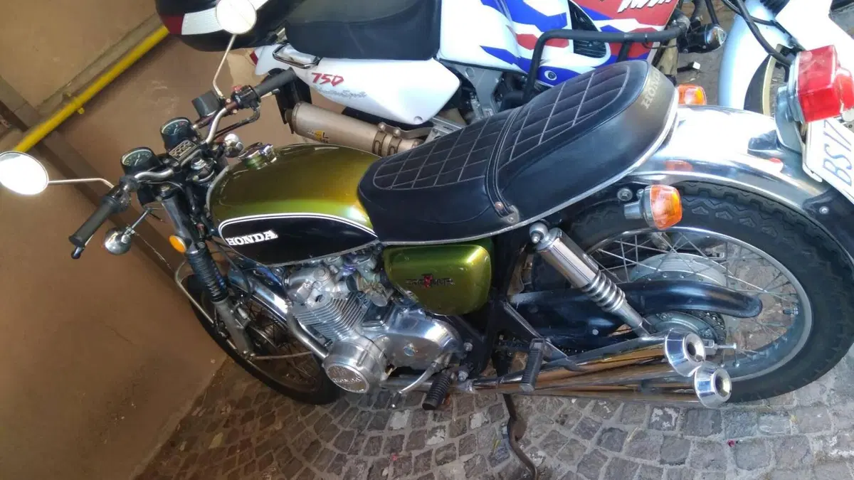 Honda   (4)