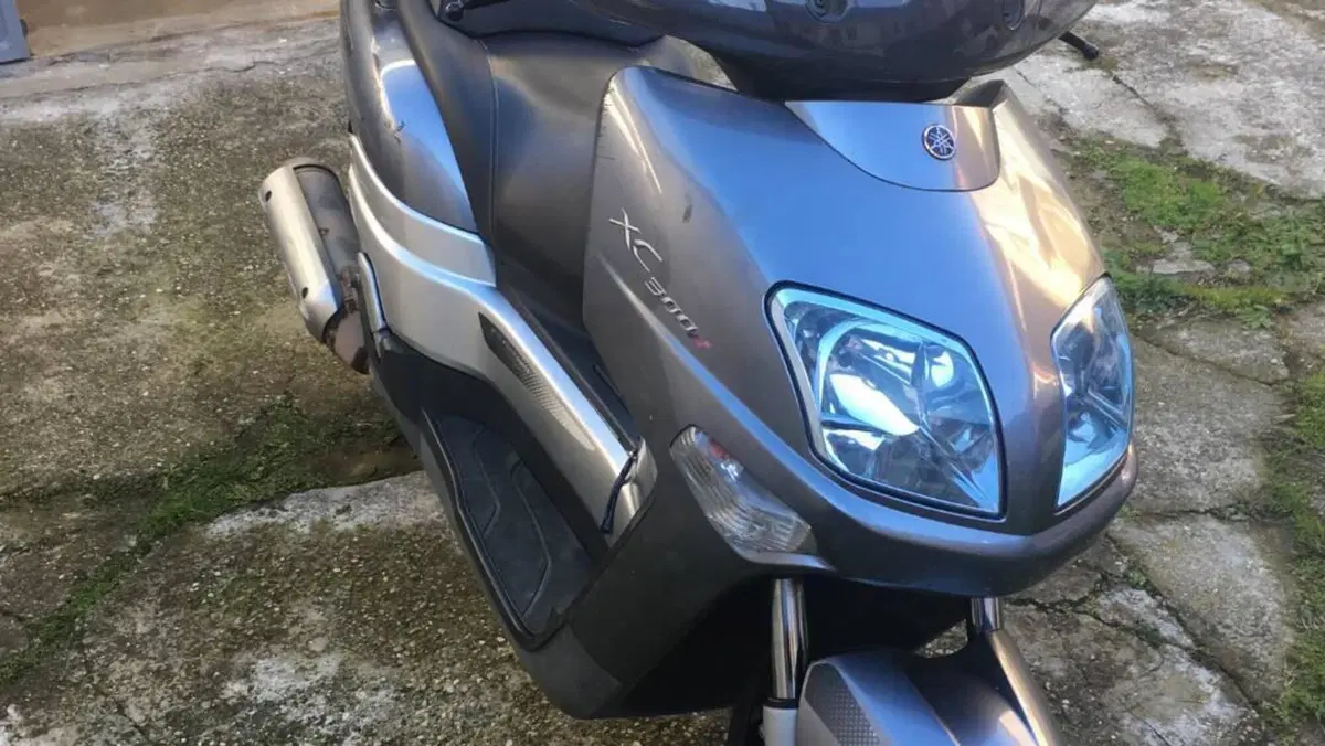 Yamaha XC 300 Versity 