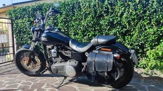 Harley-Davidson 1690 Street Bob Special (2015 - 16) - FXDB usata