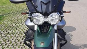 Moto Guzzi V85 TT Centenario (2021 - 22) 