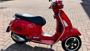 Vespa GTS 300 Super Hpe (2021 - 22) 