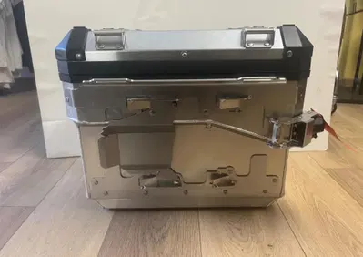 Valigia Alluminio Sinistra BMW - Annuncio 9406679