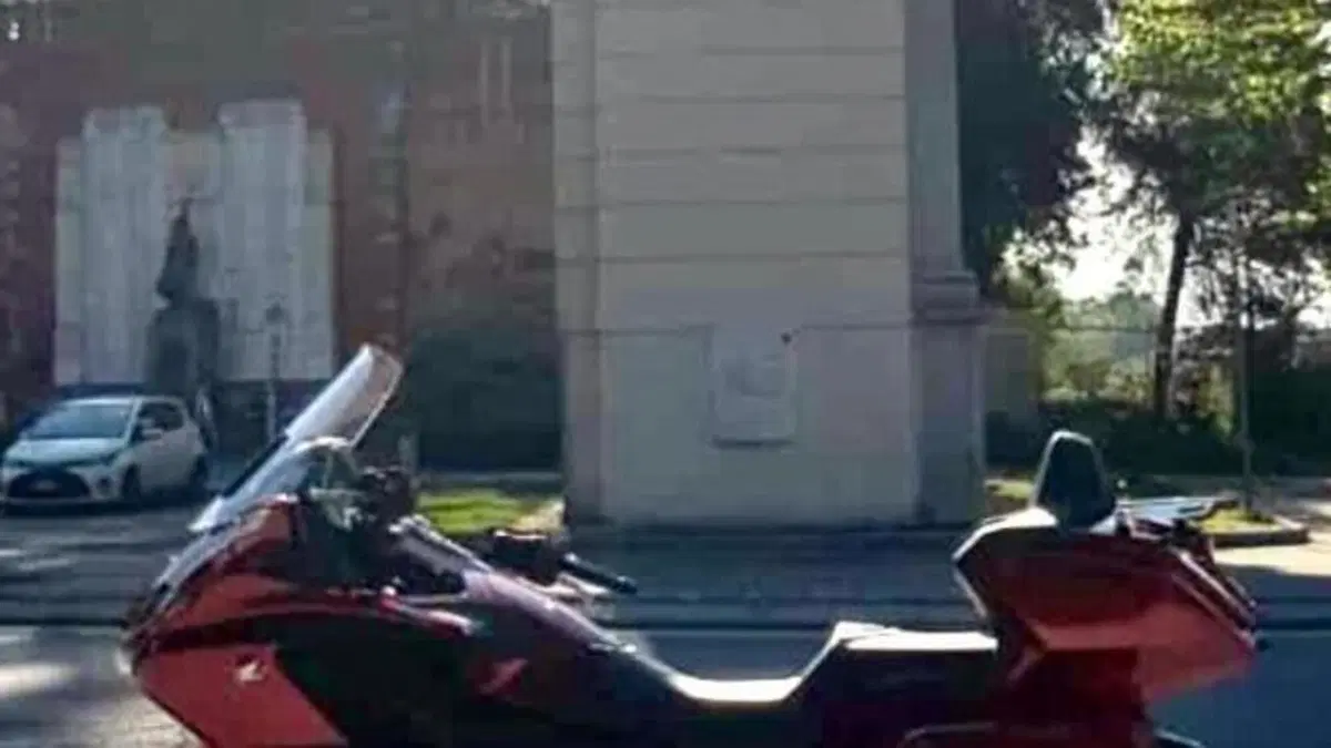 Honda GL 1800 Gold Wing Tour (2020) 