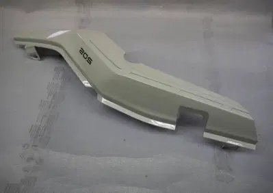 Fianchetto posteriore destro bianco TRK 502 cod. 6 Benelli - Annuncio 9409039