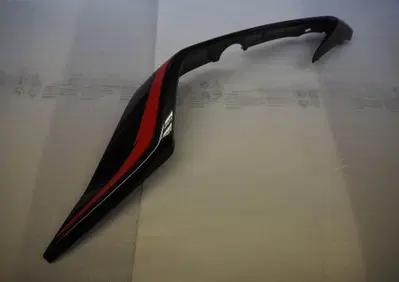 Fianchetto posteriore sinistro nero Benelli BN 251 - Annuncio 9409413