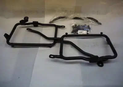 Supporti borse laterali Benelli TRK 502 cod. A0000 - Annuncio 9410746