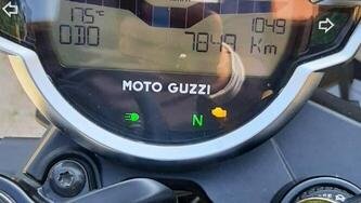 Moto Guzzi V7 Stone Centenario (2021 - 22)