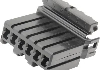 Spinotto AMP Multilock maschio a 6 pin rif OEM 731 Namz - Annuncio 9422273