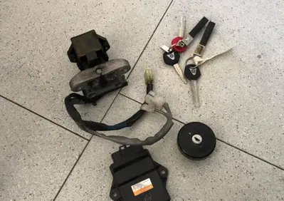 kit centralina serrature t-max 2008-2011 Yamaha - Annuncio 9423928