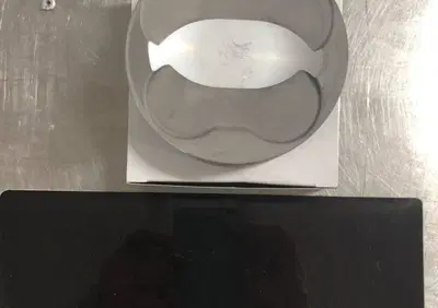 PISTONE PER HONDA CRF 450 CODICE 13101MKEA70 - Annuncio 9431443