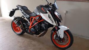 KTM 1290 Super Duke R ABS (2017 - 18) 
