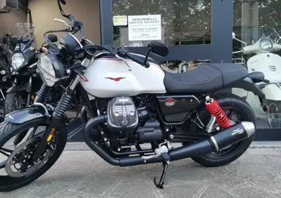 Moto Guzzi V7 Stone Ten (2024 - 25) - Annuncio 9432479