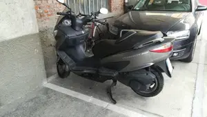 Suzuki Burgman UH 200 (2006 - 12)  (2)