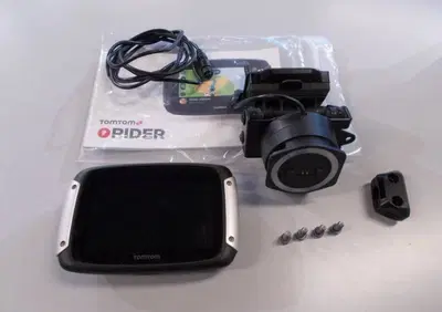 Navigatore Tom Tom Rider 400+ Mappa Europa - Annuncio 9434133