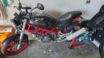 Ducati Monster 600 Dark (1998 - 01) usata