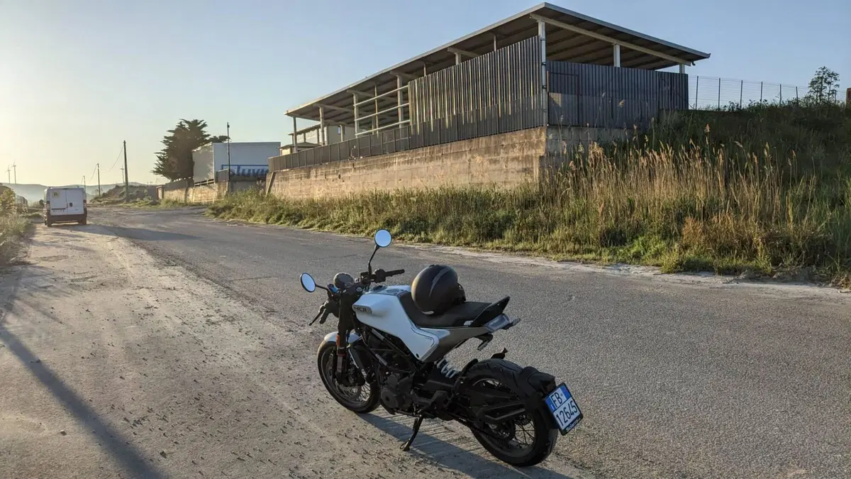 Husqvarna Vitpilen 401 (2021 - 23)  (3)