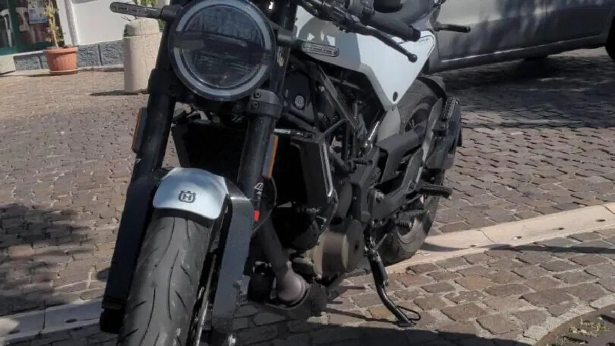 Husqvarna Vitpilen 401 (2021 - 23)  (5)