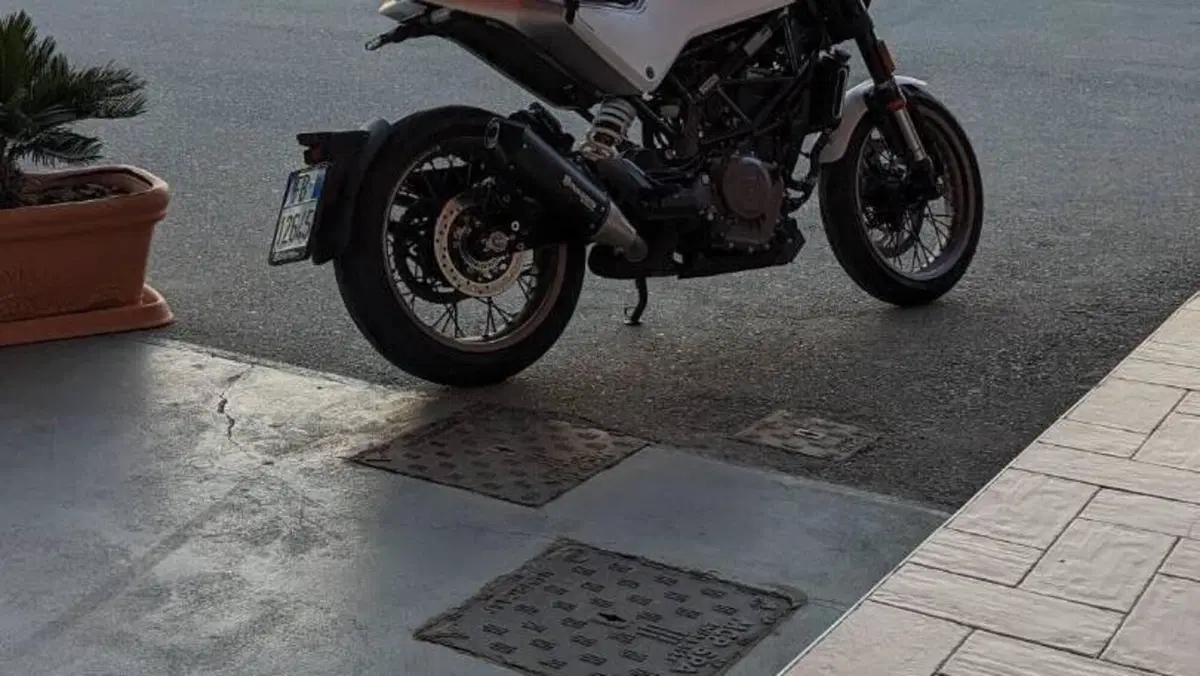 Husqvarna Vitpilen 401 (2021 - 23)  (15)
