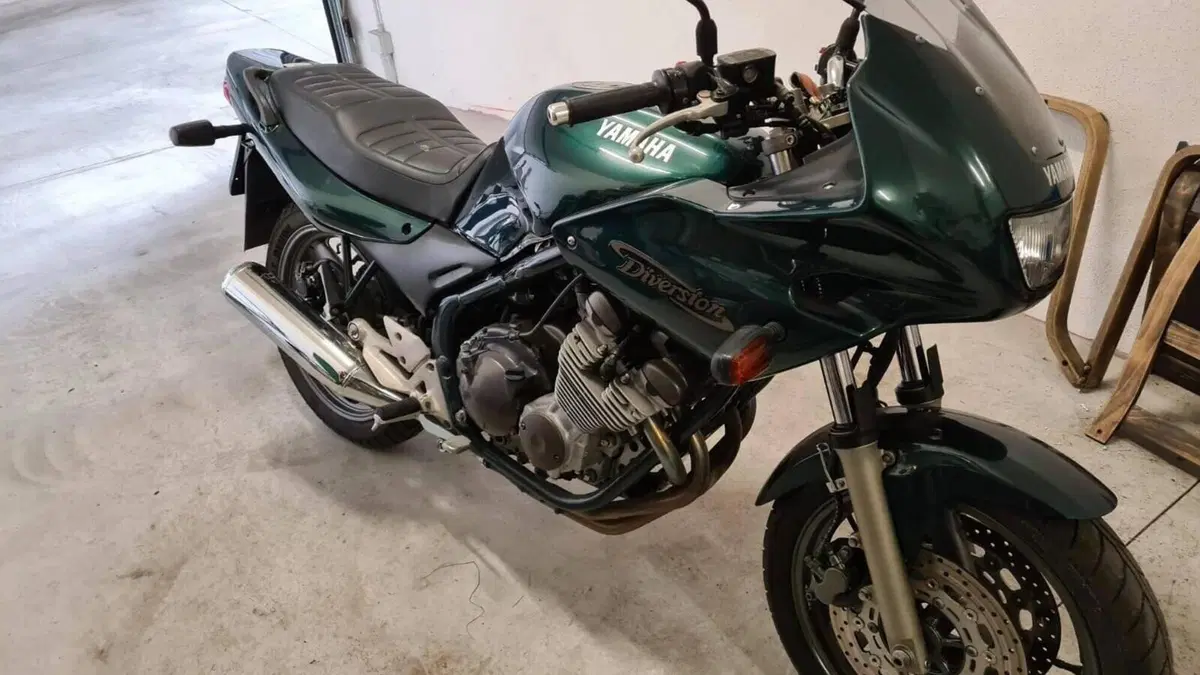 Yamaha   (4)
