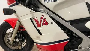 Yamaha   (2)