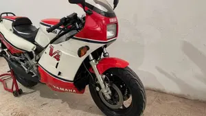 Yamaha   (5)