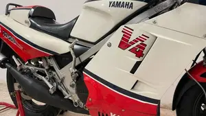 Yamaha   (7)