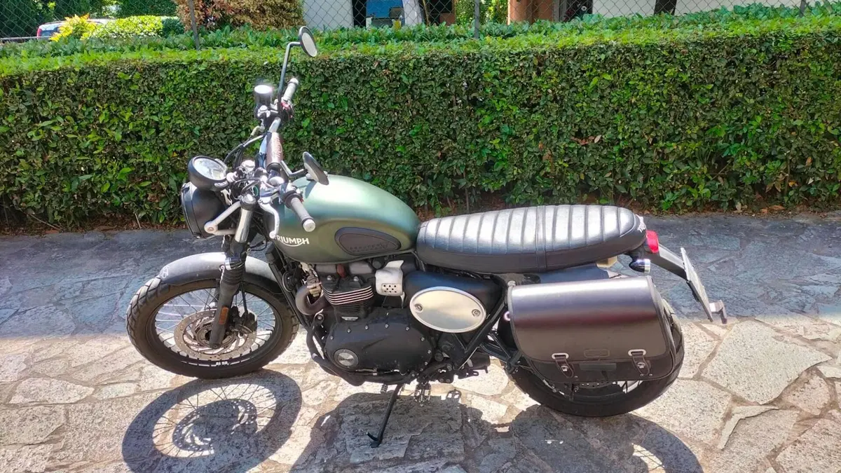 Triumph Street Scrambler 900 (2017 - 18) 