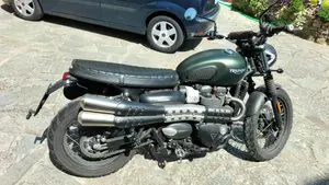 Triumph Street Scrambler 900 (2017 - 18)  (2)