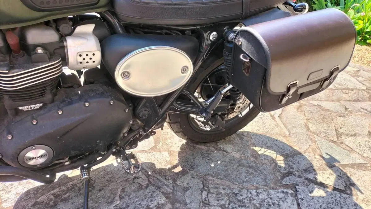 Triumph Street Scrambler 900 (2017 - 18)  (5)