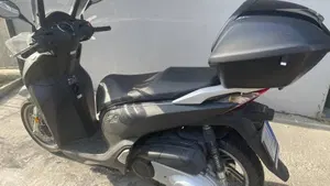 Honda SH 300 i ABS (2016 - 20)  (4)