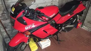 Kawasaki   (8)